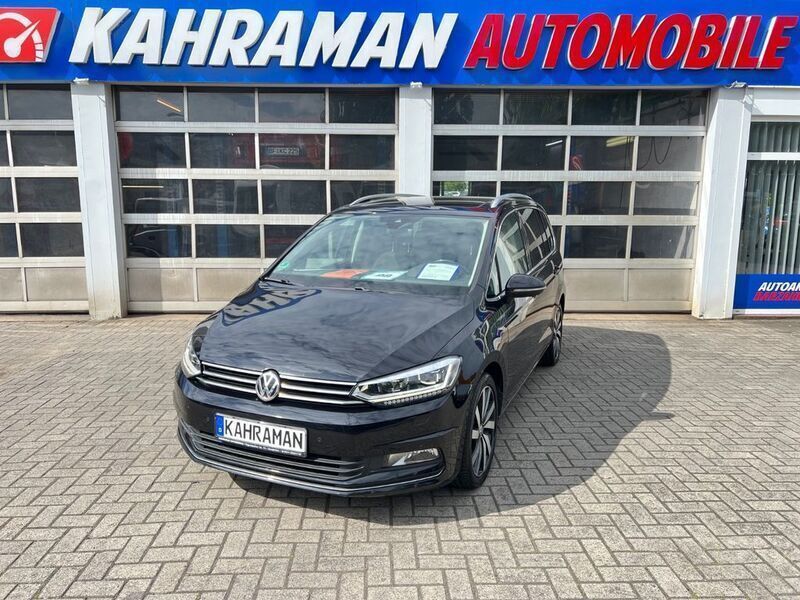 Schwarz Gebraucht 2016 VW Touran Highline Van / Kleinbus | 15.999 € (Teuer) - Bild 1/4