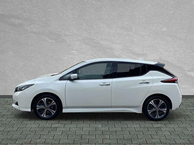 Gebraucht Nissan Leaf N-Connecta 110 kW (150 PS) 2021 Brilliant white metallic Kleinwagen