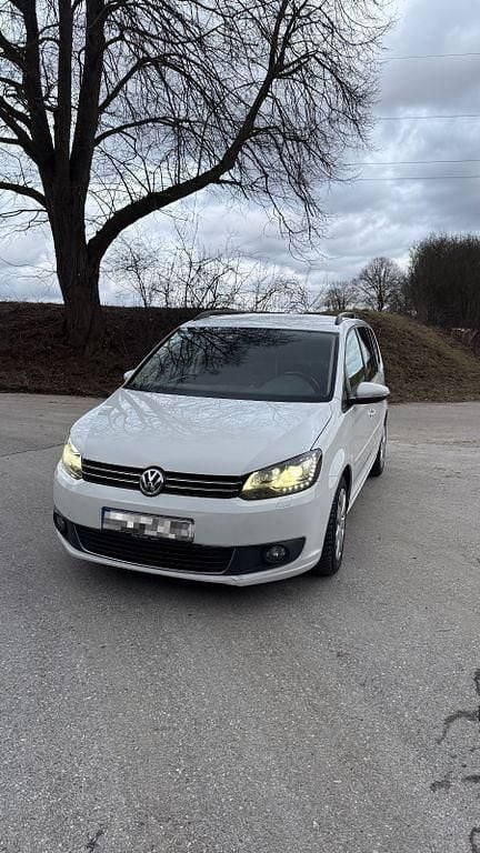 Gebraucht VW Touran Match 140 PS (102 kW) 2012 Weiß Van / Kleinbus