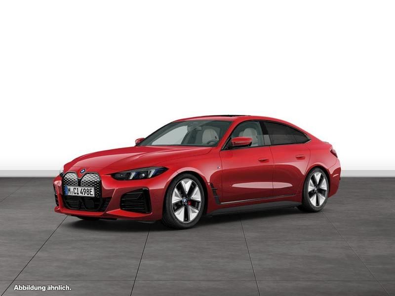 Rot Gebraucht 2025 BMW i4 M Sport Limousine | 62.166 € (Etwas zu teuer) - Bild 1/3