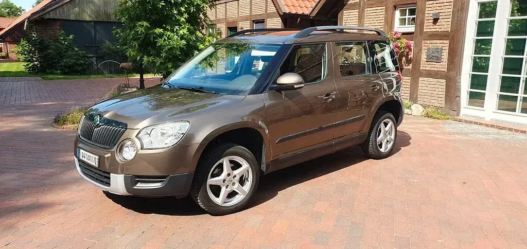 Gebraucht Skoda Yeti Plus Edition 105 PS (77 kW) 2010 Braun SUV