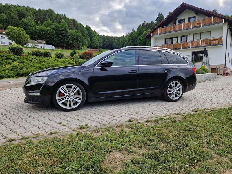 Gebraucht 2014 Skoda Octavia RS Kombi | 10.300 € (Guter Preis) - Bild 1/4