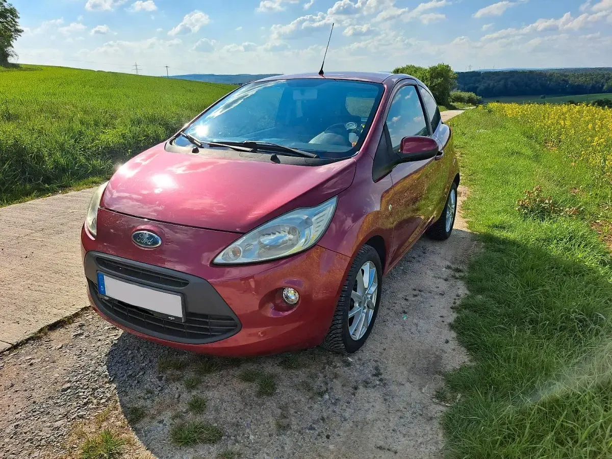 Gebraucht Ford Ka Titanium 69 PS (50 kW) 2010 Violet Kleinwagen