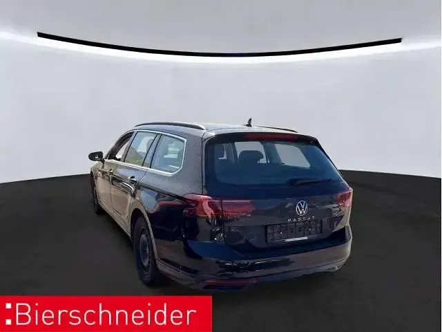 Usata VW Passat Business 150 CV (110 kW) 2023 Nero Station wagon