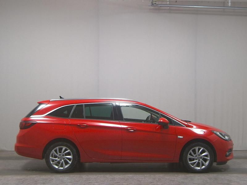 Gebraucht Opel Astra Elegance 131 PS (96 kW) 2021 Rot Kombi