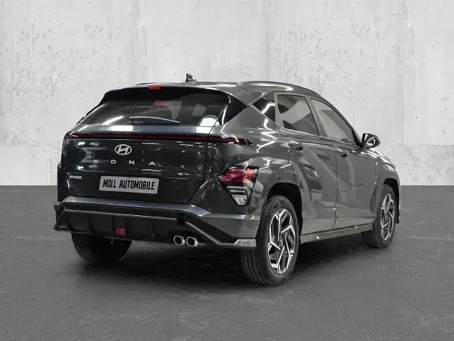 Gebraucht Hyundai Kona Prime 199 PS (146 kW) 2023 Ecotronic gray / mic SUV