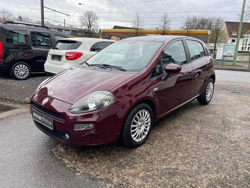 Gebraucht Fiat Punto Pop 69 PS (50 kW) 2012 Rot Kleinwagen
