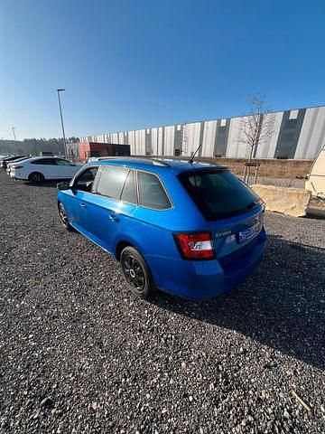 Gebraucht Skoda Fabia Joy 90 PS (66 kW) 2016 Blaukeine angabe Kombi