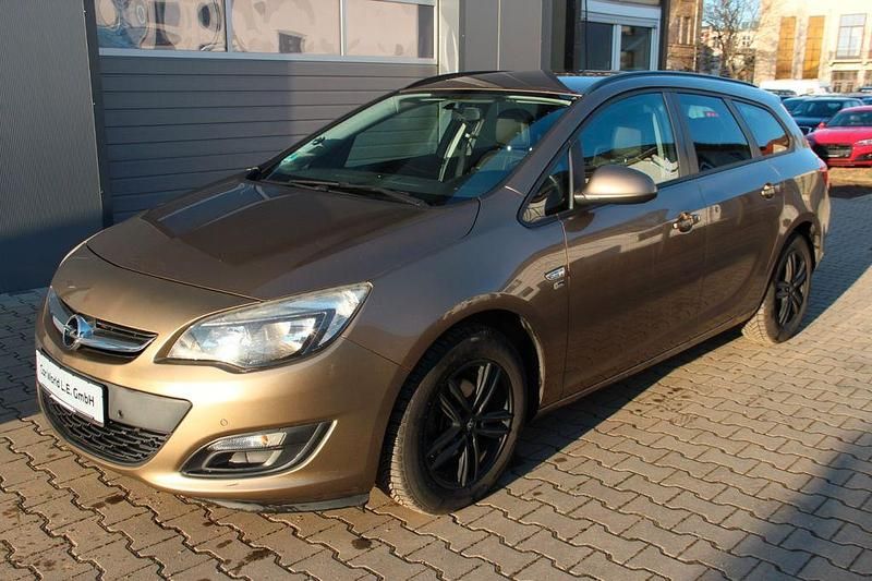 Gebraucht Opel Astra 120 PS (88 kW) 2012 Braun Kombi