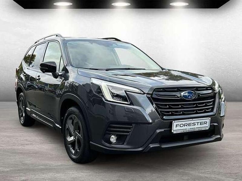 Gebraucht Subaru Forester Platinum 150 PS (110 kW) 2023 Magnetite gray (m) SUV