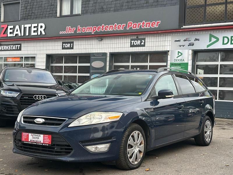 Gebraucht Ford Mondeo Trend 140 PS (102 kW) 2011 Blau Kombi