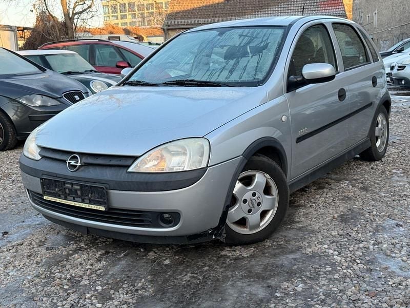 Silber Gebraucht 2001 Opel Corsa Elegance Kleinwagen | 1.450 € (Guter Preis) - Bild 1/4