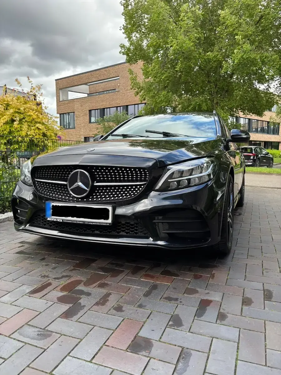 Gebraucht Mercedes C220 194 PS (142 kW) 2020 Schwarz Kombi