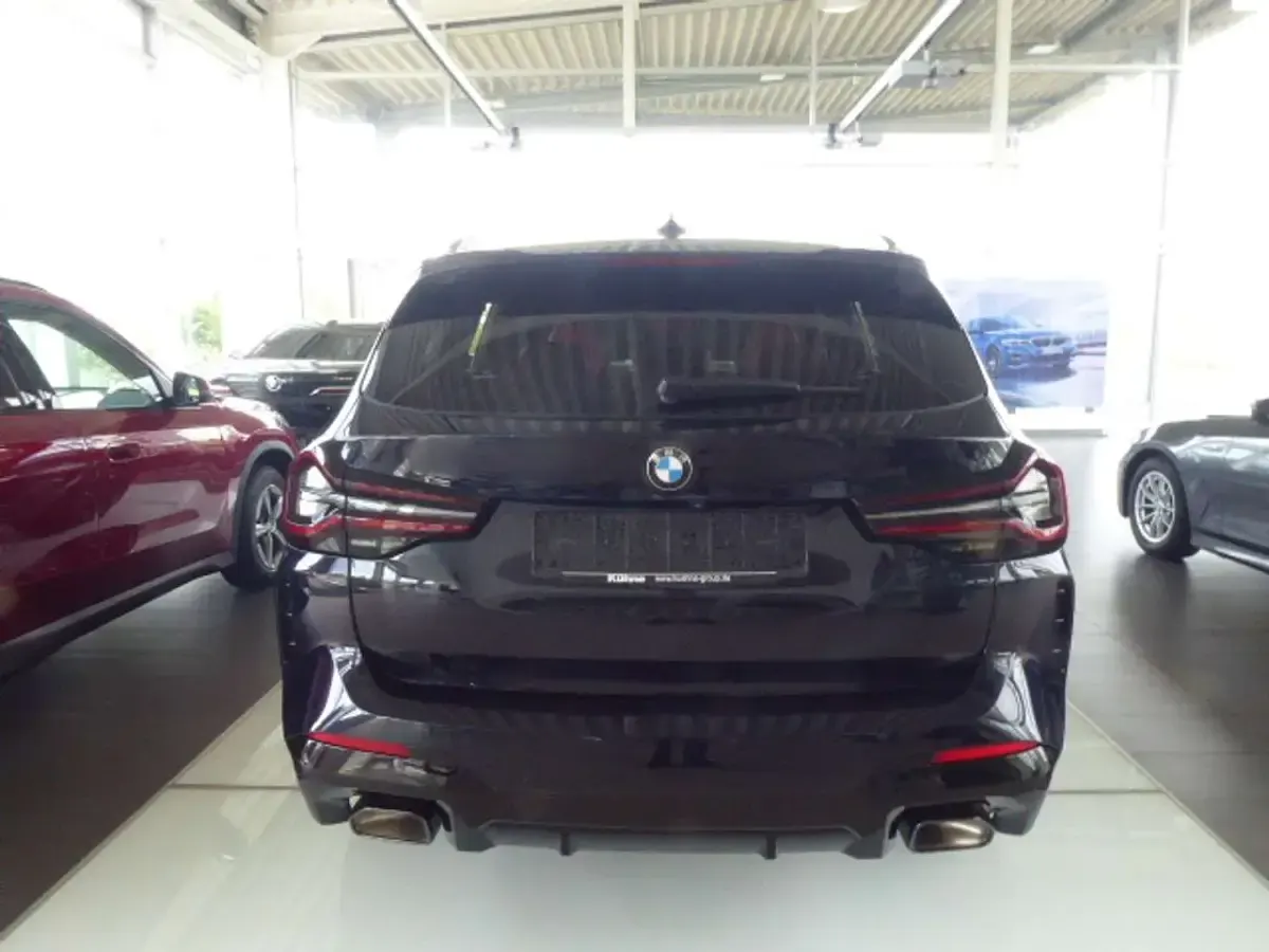 Gebraucht BMW X3 M Sport 190 PS (139 kW) 2022 Carbonschwarz metallic SUV