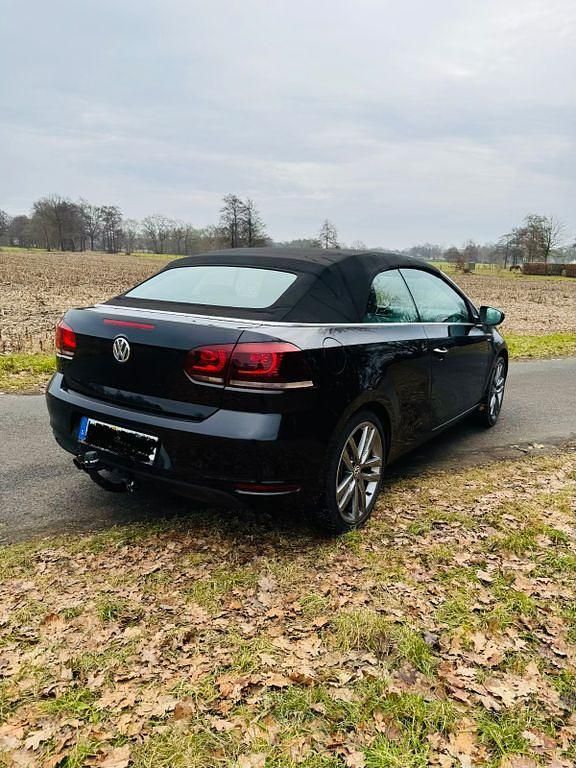Gebraucht VW Golf Cabriolet Life 140 PS (102 kW) 2013 Schwarz Cabrio