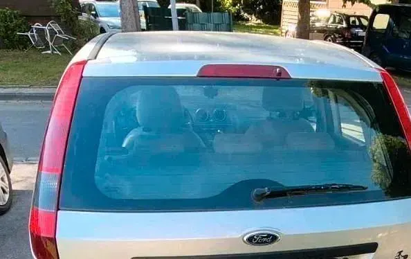 Gebraucht Ford Fiesta 80 PS (58 kW) 2003 Silber Kleinwagen