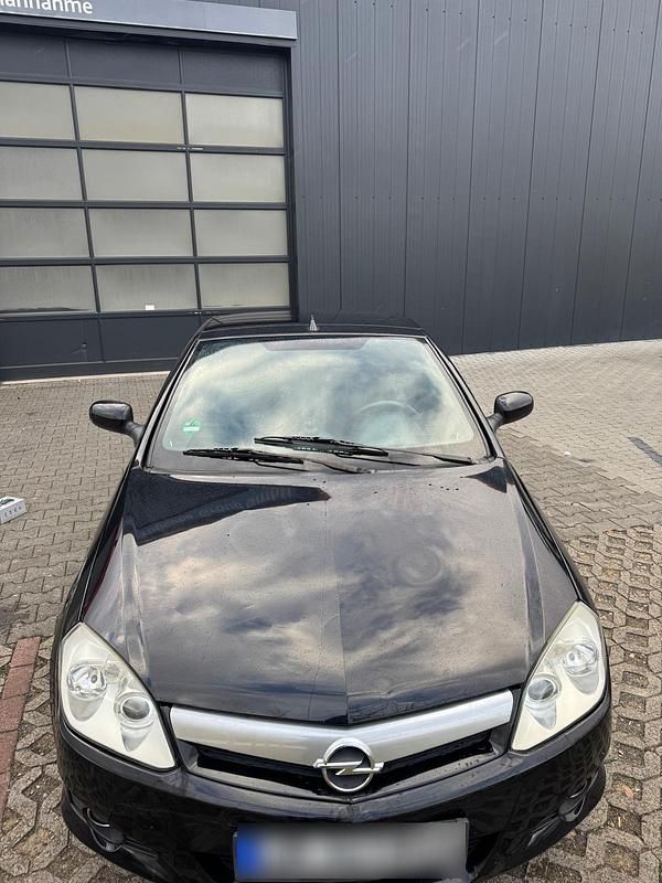 Gebraucht Opel Tigra 66 PS (48 kW) 2005 Schwarz Cabrio