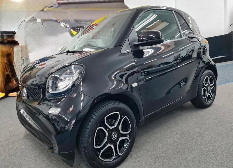 Schwarz Gebraucht 2018 Smart ForTwo Coupé Prime Coupé | 14.900 € (Fairer Preis) - Bild 1/4