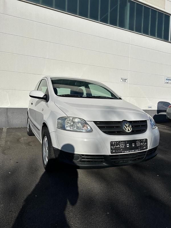 Gebraucht VW Fox 75 PS (55 kW) 2006 Weiß Kleinwagen
