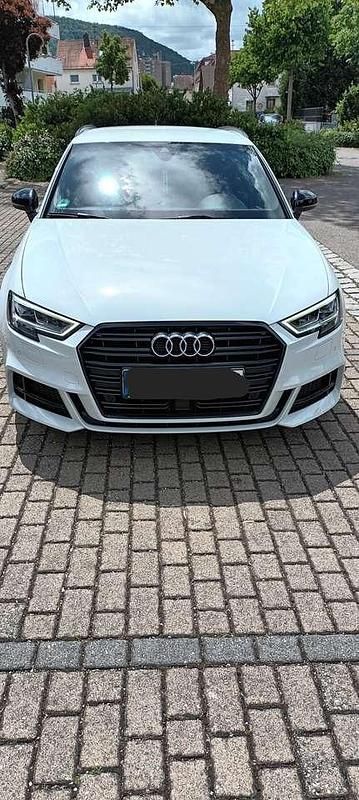Gebraucht Audi A3 Design 150 PS (110 kW) 2019 Weiß Kombi