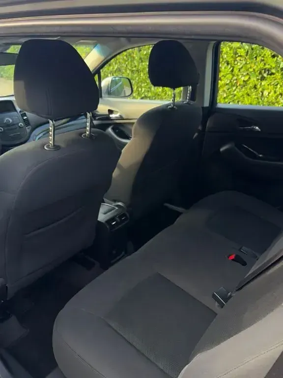 Gebraucht Chevrolet Orlando LTZ 141 PS (103 kW) 2011 Grau Van / Kleinbus