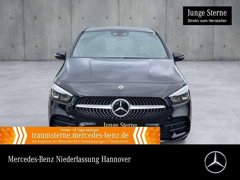 Kosmosschwarz Gebraucht 2022 Mercedes B250e AMG Van / Kleinbus | 28.890 € (Etwas zu teuer) - Bild 1/3