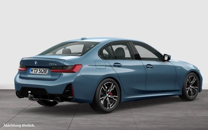 Gebraucht BMW 330e Comfort Edition 292 PS (214 kW) 2025 Blau Limousine