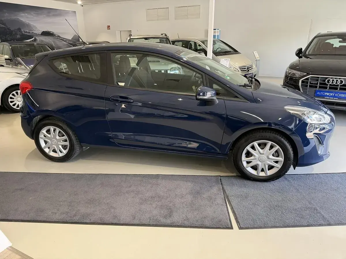 Gebraucht Ford Fiesta Trend 86 PS (63 kW) 2018 Blau Kleinwagen