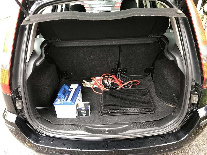 Gebraucht 2004 Ford Fusion Limousine | 650 € (Superpreis) - Bild 1/4