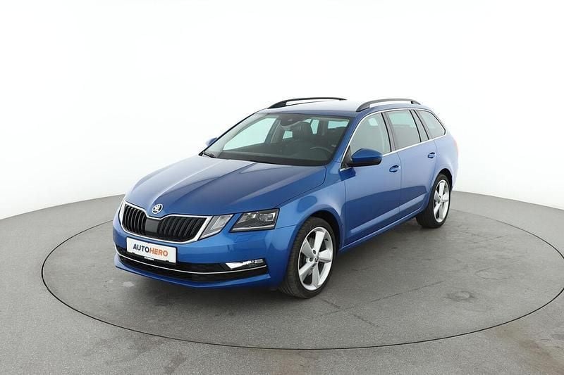 Blau Gebraucht 2018 Skoda Octavia Style Kombi | 17.710 € (Fairer Preis) - Bild 1/3