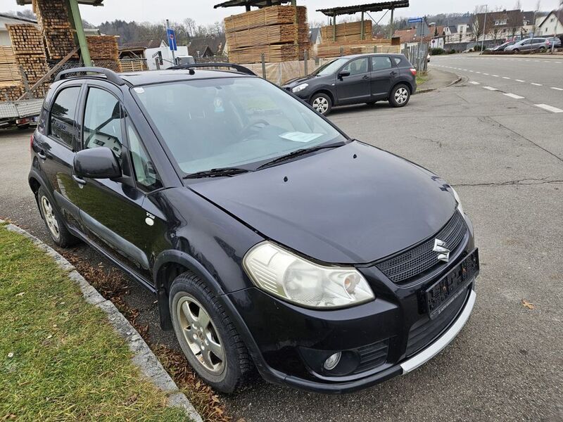 Schwarz Gebraucht 2009 Suzuki SX4 Club SUV | 1.190 € - Bild 1/4
