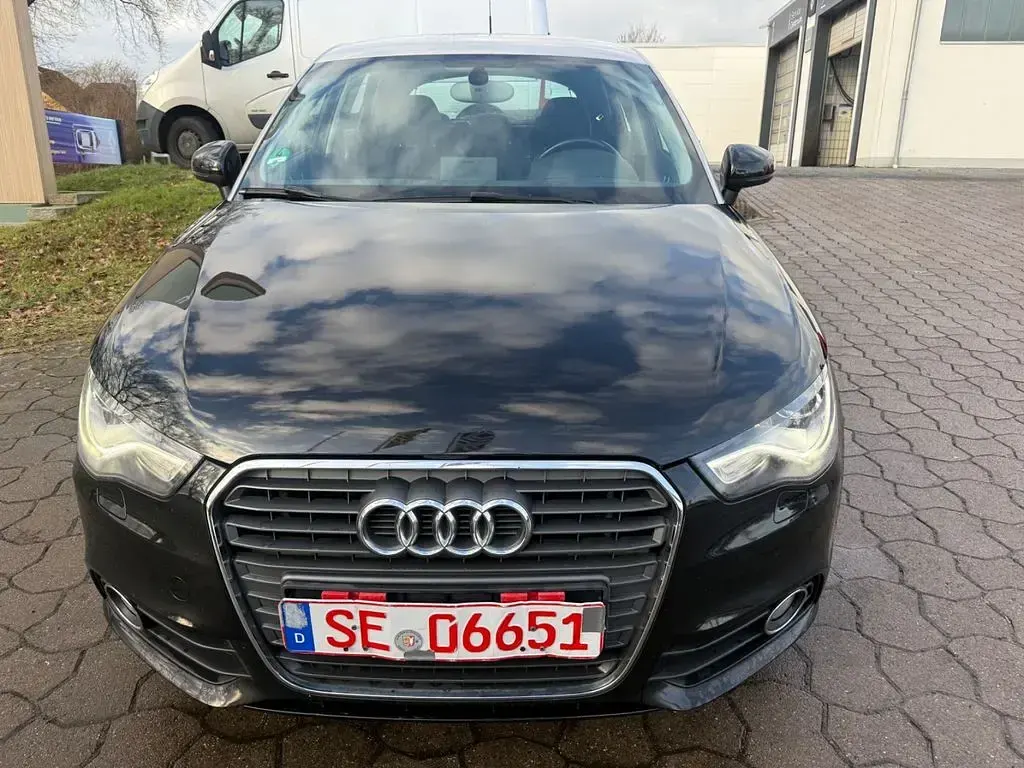 Gebraucht Audi A1 Sportback Ambition 90 PS (66 kW) 2014 Schwarz Kleinwagen