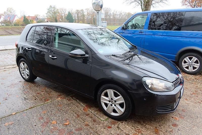 Gebraucht VW Golf VI Comfortline 110 PS (80 kW) 2008 Schwarz Kleinwagen