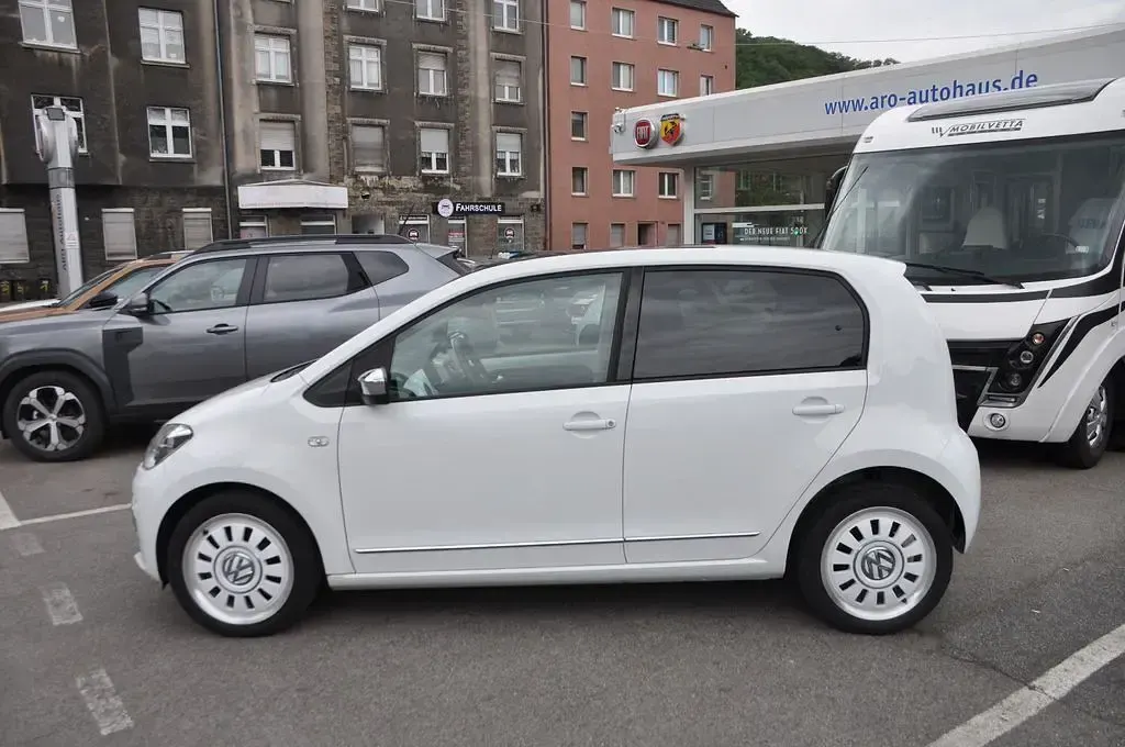Gebraucht VW up! 75 PS (55 kW) 2012 Pure white Kleinwagen