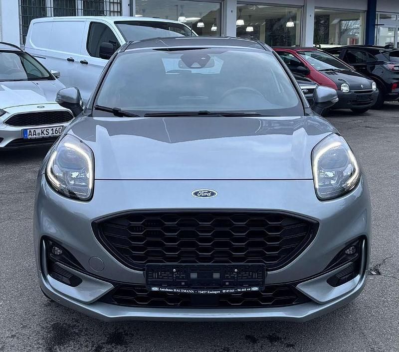 Gebraucht Ford Puma ST-Line 125 PS (91 kW) 2023 Solar silver SUV