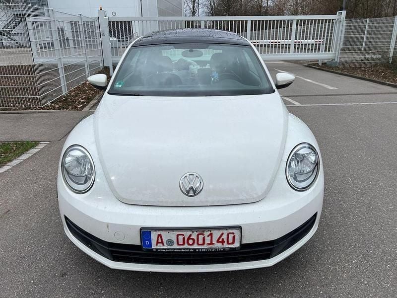 Gebraucht VW Beetle 105 PS (77 kW) 2012 Weiß Kleinwagen