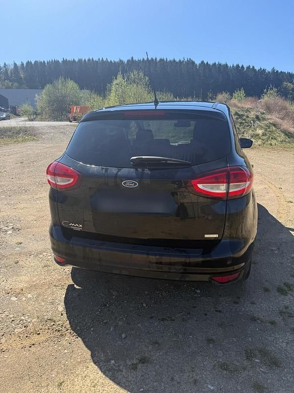 Używany Ford C-MAX 125 KM (91 kW) 2016 Czarny Minivan