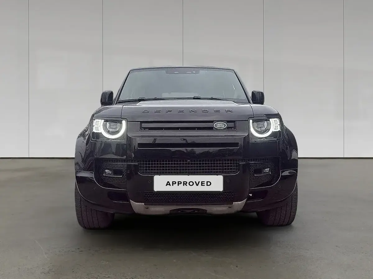 Gebraucht Land Rover Defender 532 PS (391 kW) 2022 Santorini black SUV