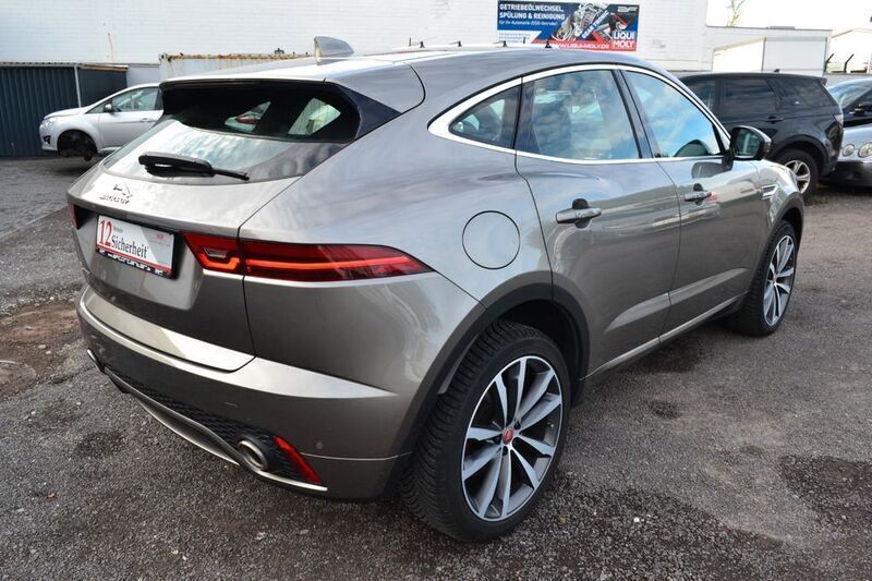 Gebraucht Jaguar E-Pace R-Dynamic 241 PS (177 kW) 2019 Silber SUV