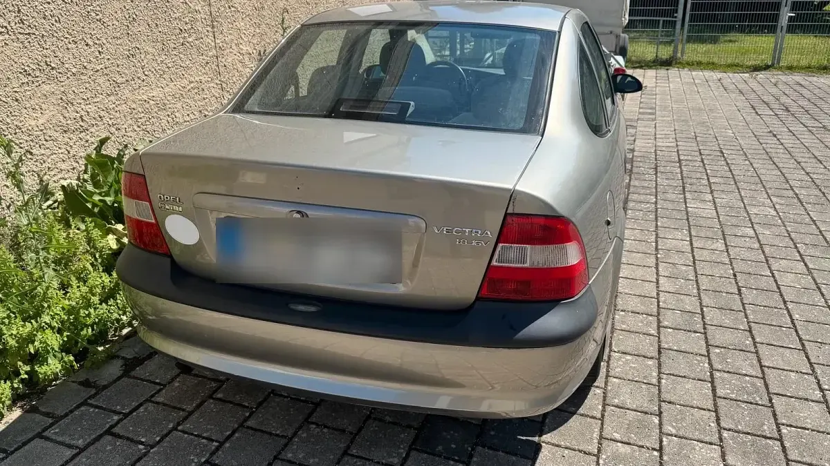 Gebraucht Opel Vectra 115 PS (84 kW) 1996 Limousine