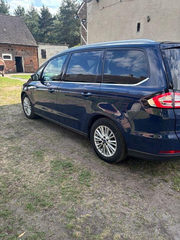 Gebraucht Ford Galaxy Titanium 179 PS (131 kW) 2016 Blau Van / Kleinbus