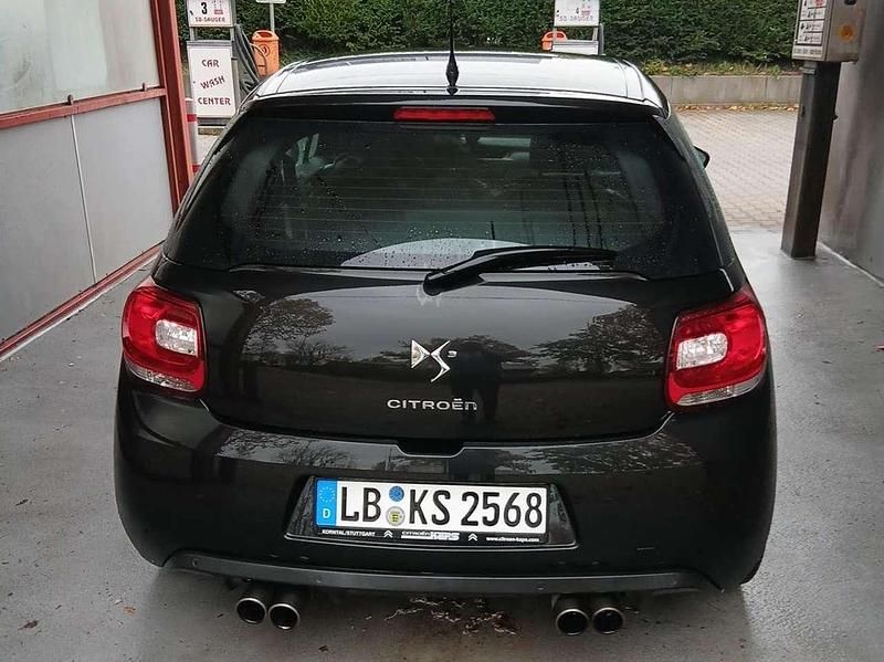 Gebraucht Citroën DS3 Chic 95 PS (69 kW) 2010 Limousine