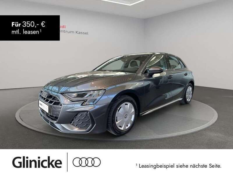 Grau (daytonagrau perleffekt) Gebraucht 2025 Audi A3 Sportback S-Line Limousine | 29.991 € (Superpreis) - Bild 1/3