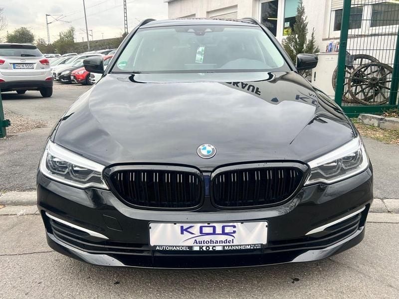 Gebraucht BMW 520 Performance 190 PS (139 kW) 2019 Schwarz Kombi