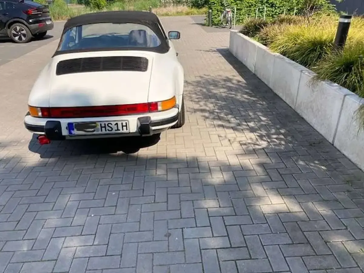 Gebraucht Porsche 911SC 204 PS (150 kW) 1983 Weiß Cabrio