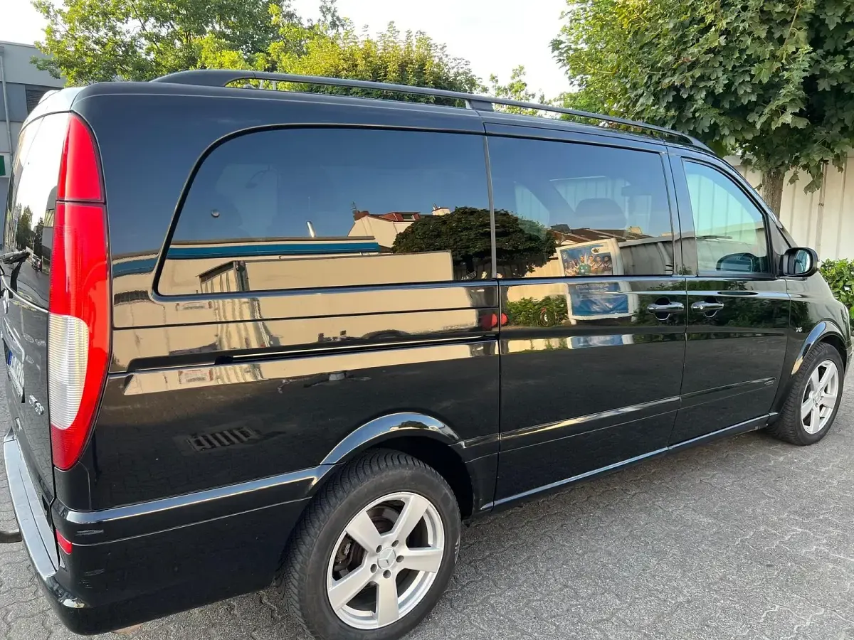 Gebraucht Mercedes Viano 204 PS (150 kW) 2009 Schwarz Van / Kleinbus