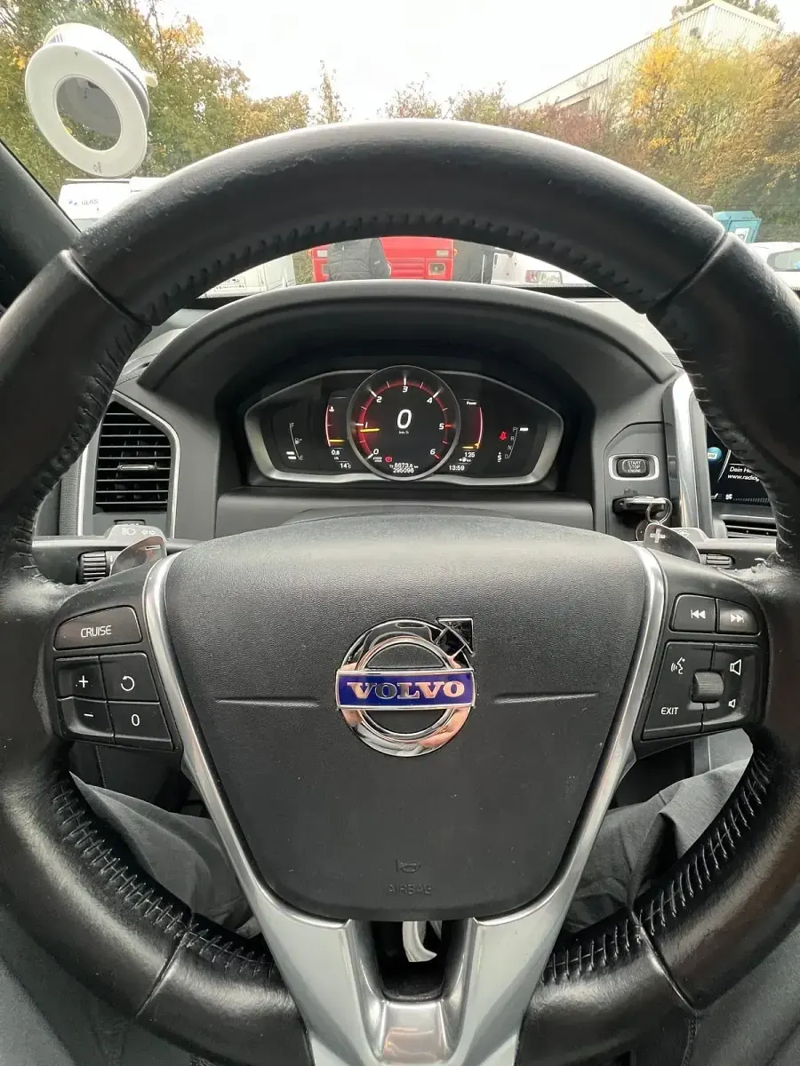 Gebraucht Volvo XC60 2016 Weiß SUV