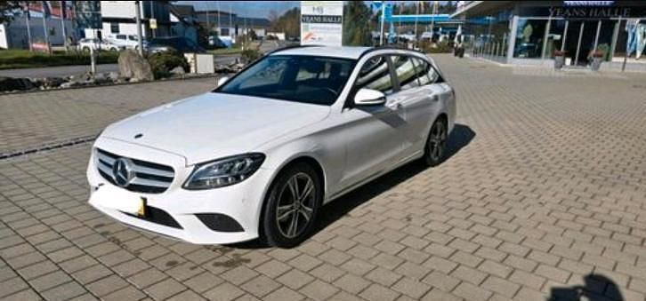 Weiß Gebraucht 2021 Mercedes C220 Kombi | 22.950 € (Guter Preis) - Bild 1/4