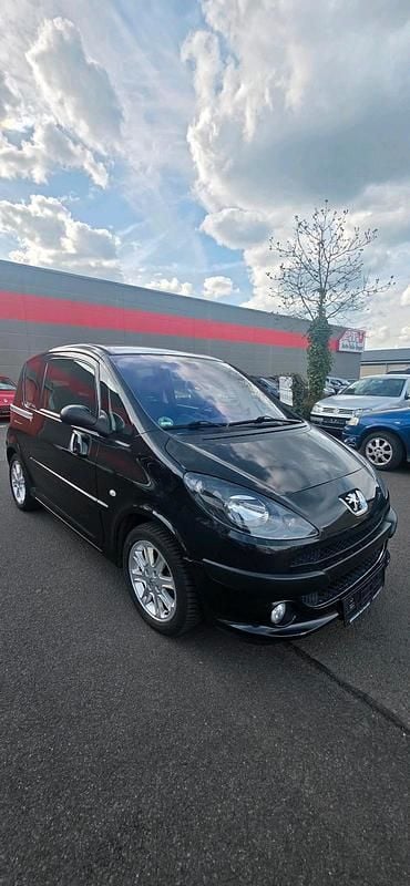 Gebraucht Peugeot 1007 108 PS (79 kW) 2007 Schwarz Van / Kleinbus
