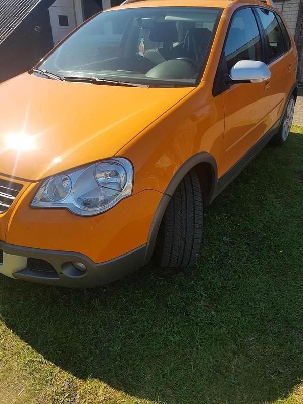 Gebraucht VW Polo Cross 69 PS (50 kW) 2008 Orange Kleinwagen